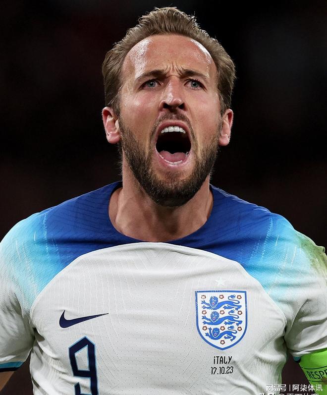 在球场上取 在球场上取