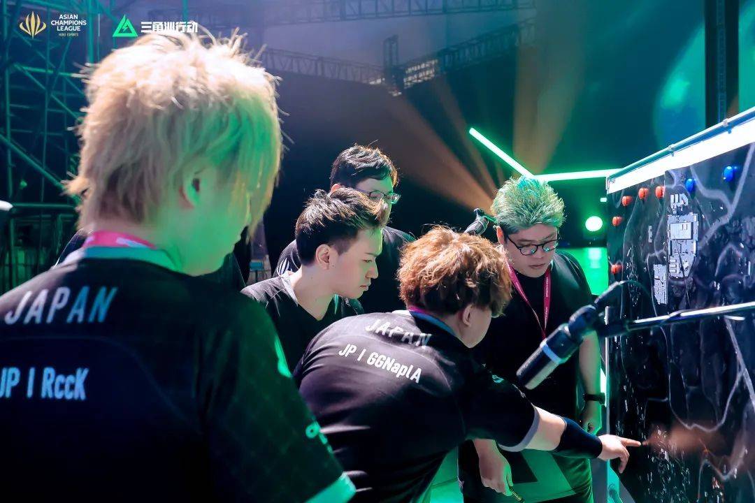 从而获取更 从而获取更