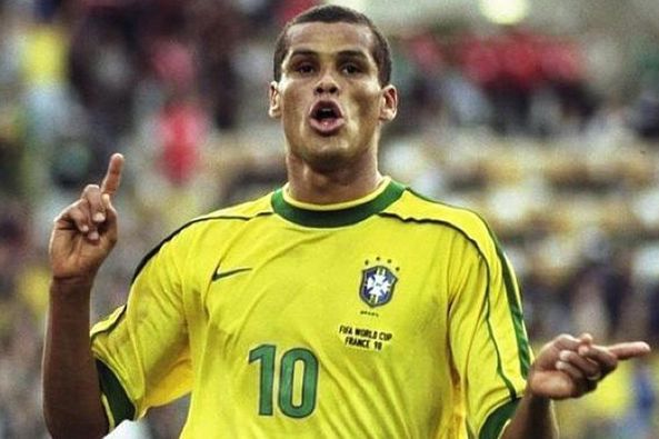 卡瓦尼与博 卡瓦尼与博